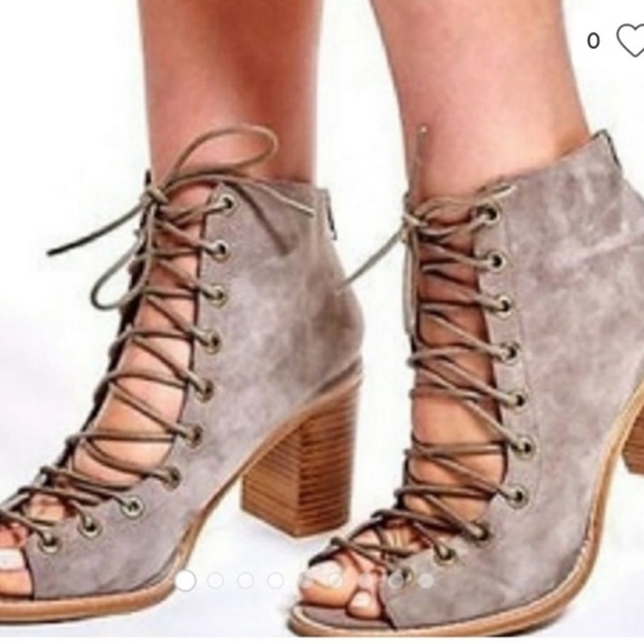 Jeffrey Campbell Cors Lace Up Sandals - Picture 11 of 12